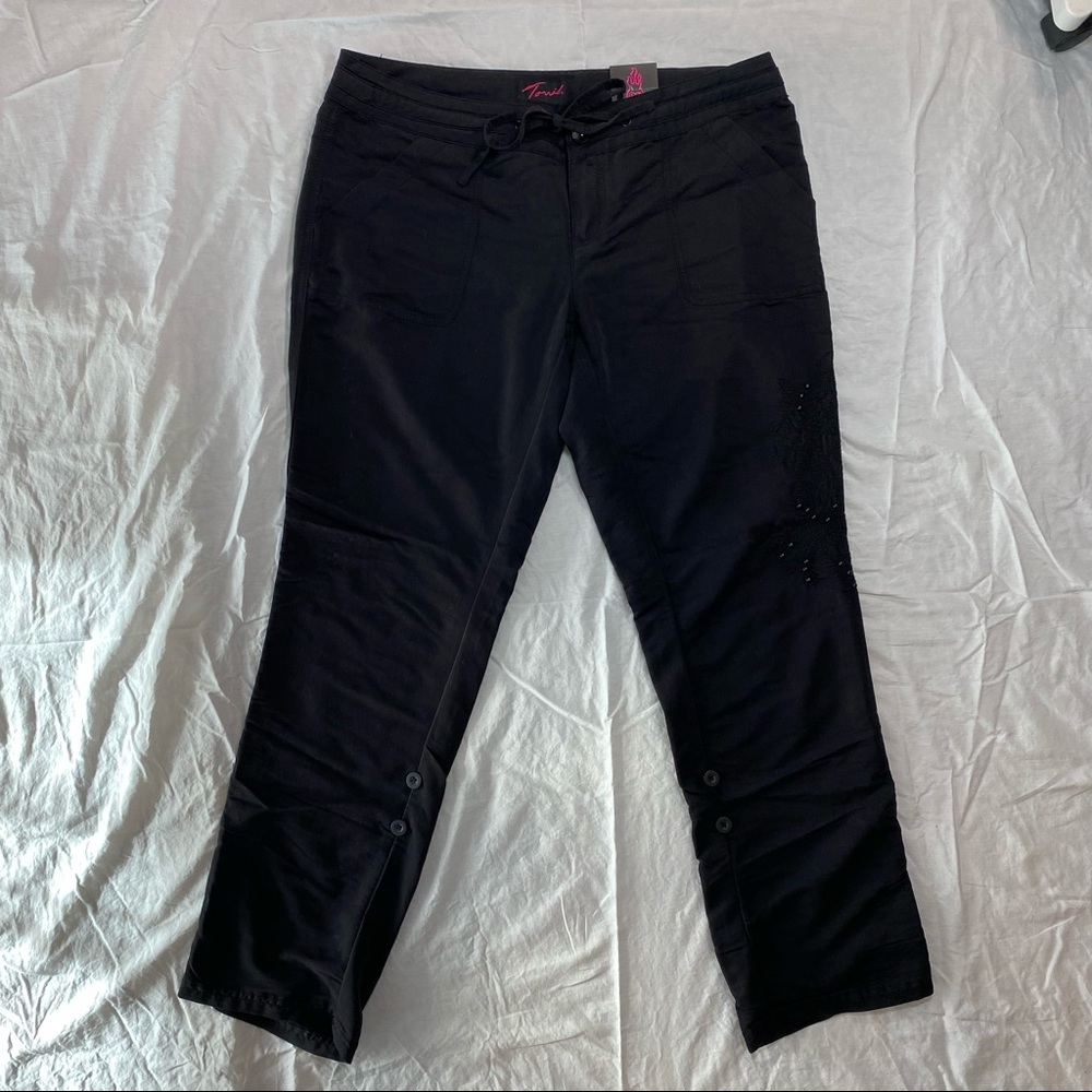 Torrid pants NWT adjustable length beads plus 12